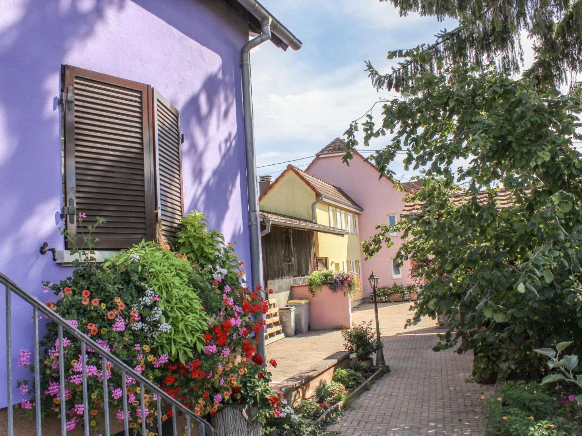 Jaune Et Rose-4 By Interhome Apartment
